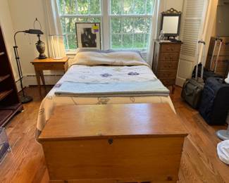 Simmons Beauty full size bed with expensive allergy cover. Very cool old pine chest with lidded compartment inside, GREAT piece