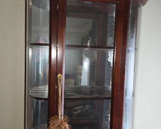 wall display case