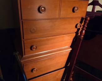 vintage maple chest of drawers