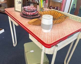 vintage metal kitchen table