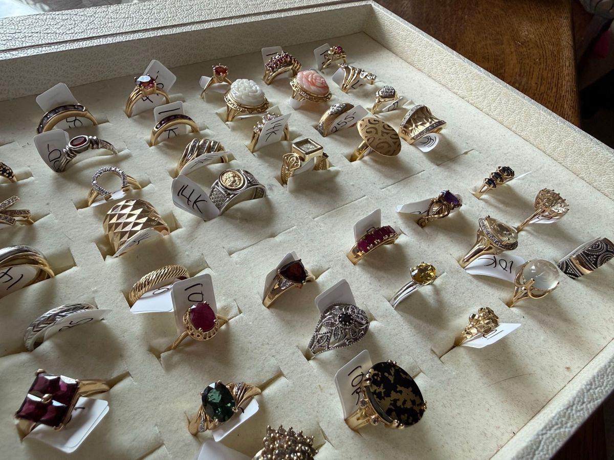 Assorted Vintage Rings with Gold and Gemstones