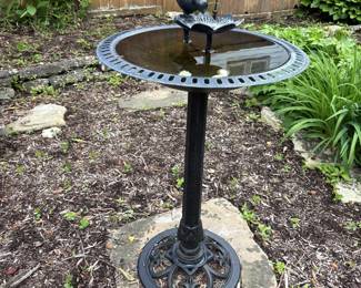 016 Birdbath