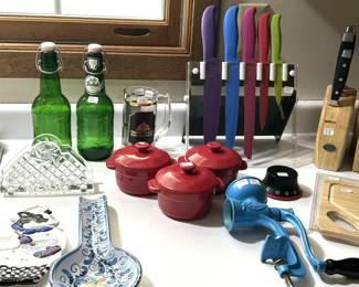 Various kitchen gadgets -- loads of gently used appliances and kitchen items available.