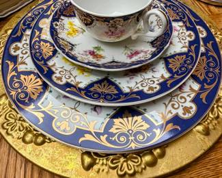 Biltmore Estate "The Tanderbilt Service" ; 4 complete place settings available, pristine condition. Chargers sold separately.