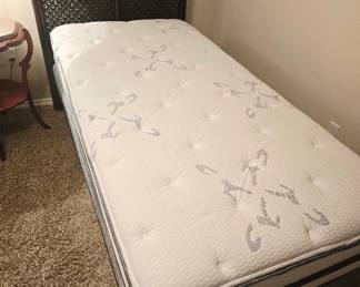Beauty Rest Twin Beds
