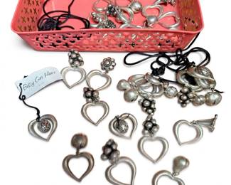 173 79betsygayhartnycsilvertoneheartnapkinrings