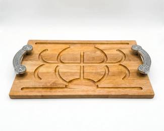 231 253maplecrabcarvingboardbeadedmetalhandles