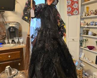 An intimidating kitchen witch