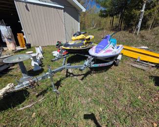 jets skis & trailer