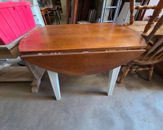 cute table
