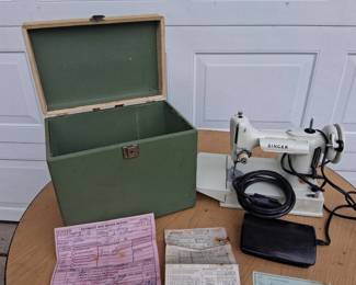 Singer 221K Sewing Machine