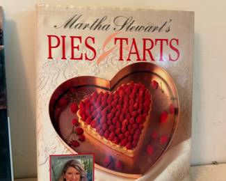 1985 Martha Stewart Pies & Tarts cookbook