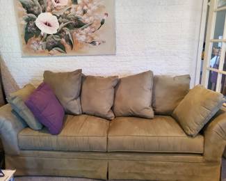 queen foldout bed/couch with matching loveseat and 2 recliners