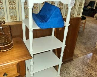 WHITE OPEN ETEGERE