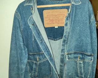 VINTAGE LEVIS "BOMBER" JACKET w/ LARGE PATCH