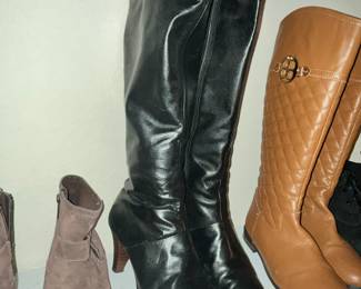 TALL BLACK BOOTS