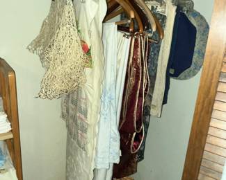 TABLE LINENS