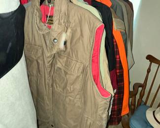 EDDIE BAUER VEST