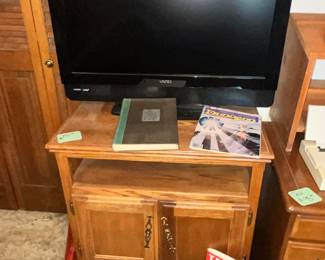 VIZIO TV & STAND