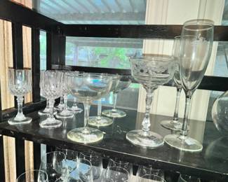 CORDIALS, WINE GLASSES
