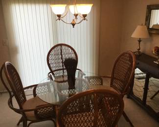Rattan dining table, glass top, 4 chairs