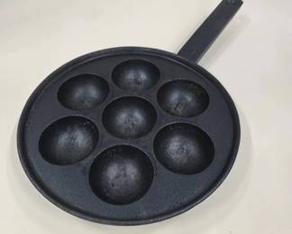 Cast Iron Aebleskiver Pan with Handle
