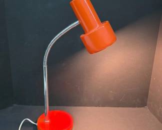 MCM Metal Adjustable Desk Lamp