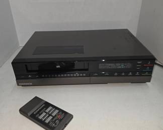 Magnavox VR8525GY01 VCR With Remote