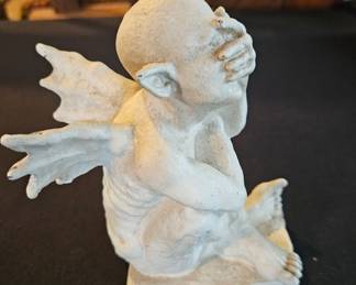Shy Gargoyle Figurine third image