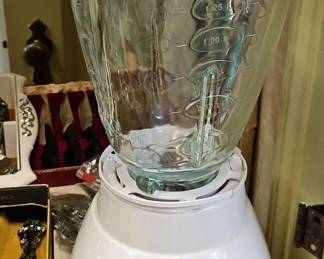 Oster Speed Blender with Glass Jar