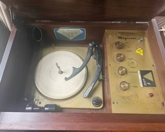Vintage Magnavox Record Player Console second image