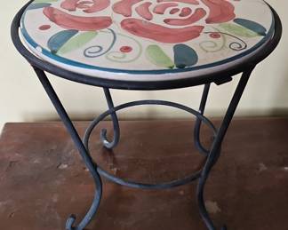 Ceramic Rose Plant Stand in diameter