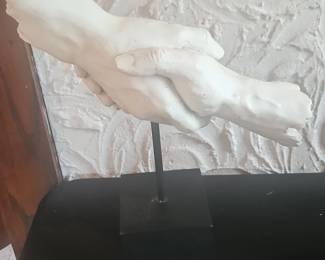 Shaking Hands Sculpture