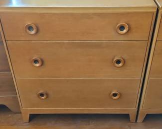 ThreeDrawer Dresser, set of