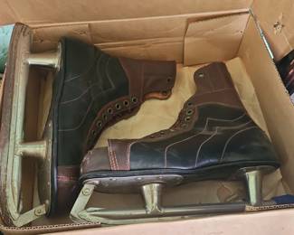 Vintage Ice Hockey Skates, size