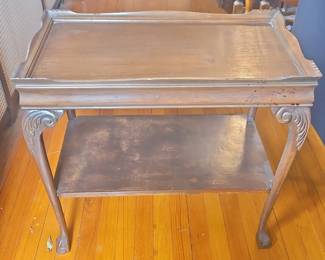 Queen Anne Tray Top Side Table