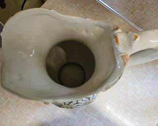 HandPainted Daisy Pitcher and Bowl Set fourth image