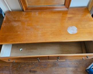 Maple Drawer Dresser with Mirror second image