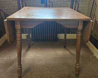 Drop leaf dining table fourth image