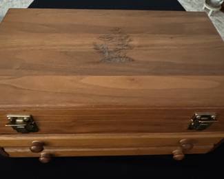 Wooden Rose Jewelry Box second image
