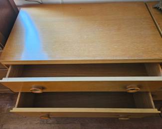 ThreeDrawer Dresser, set of second image