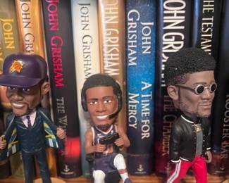 NBA figurines