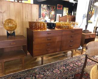 MCM Danish Modern teak might be Borge Mogensen 