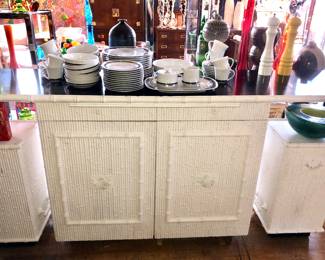 Cabinet & 2 pedestals 
