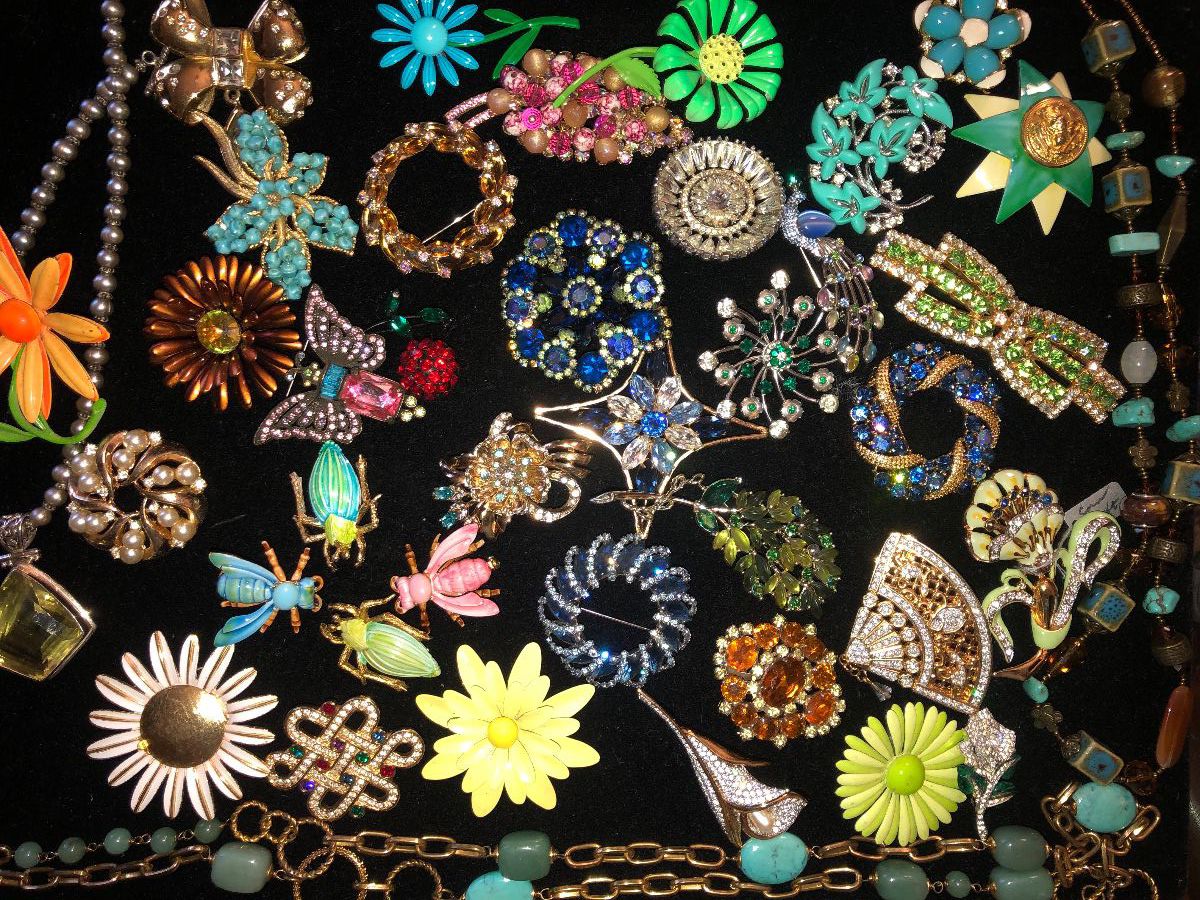 A very small selection of the many many hundreds of pieces of costume jewelry which will be in the sale!