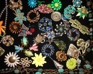 A very small selection of the many many hundreds of pieces of costume jewelry which will be in the sale! 