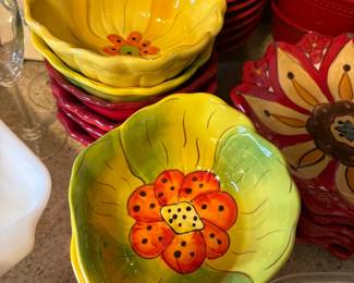 Laurie Gates bowls