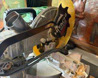 Hitachi saw