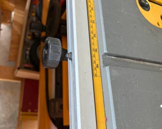 DeWalt Table Saw