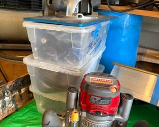 Router with table and accessories